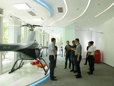 北京市房山区委副书记暴剑一行深入航景开展考察调研 共话技术赋能产业发展